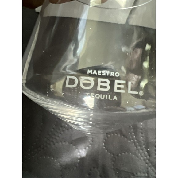 Rare New 2pc Maestro Dobel Tequila Rolling Shot Glasses Home Barware Drinkware - Picture 6 of 8